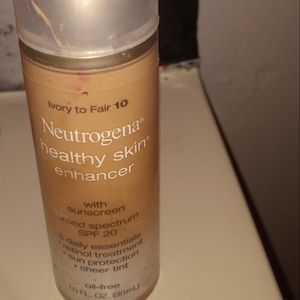 Nutragena foundation
